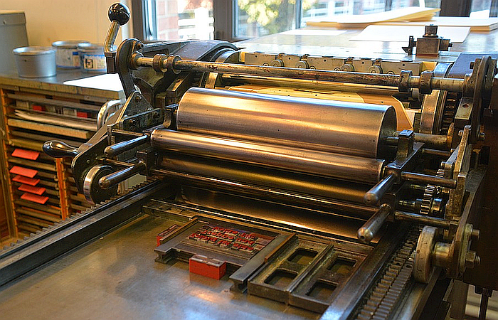 printer press 700x